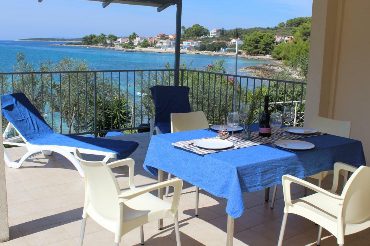 Apartments Andrea Vela Luka Exterior photo